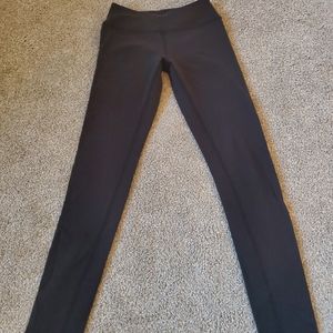Beyond Yoga black brushed leggings size s